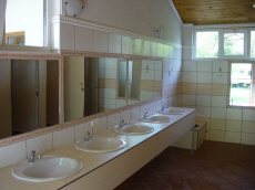 демалыс орталығы шатыр қала кемпинг жыл бойы саяжай үйлер бөлмелер тұру Польшадағы Балтық теңізі Леба