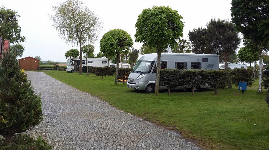 демалыс орталығы шатыр қала кемпинг жыл бойы саяжай үйлер бөлмелер тұру Польшадағы Балтық теңізі Леба